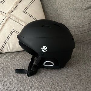 Women’s ski helmet